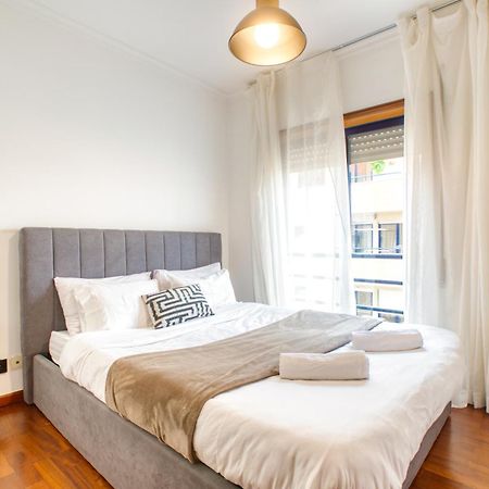 Apartamento T1- Gaia Zona.Comercial บีลาโนวาเดกายา ภายนอก รูปภาพ