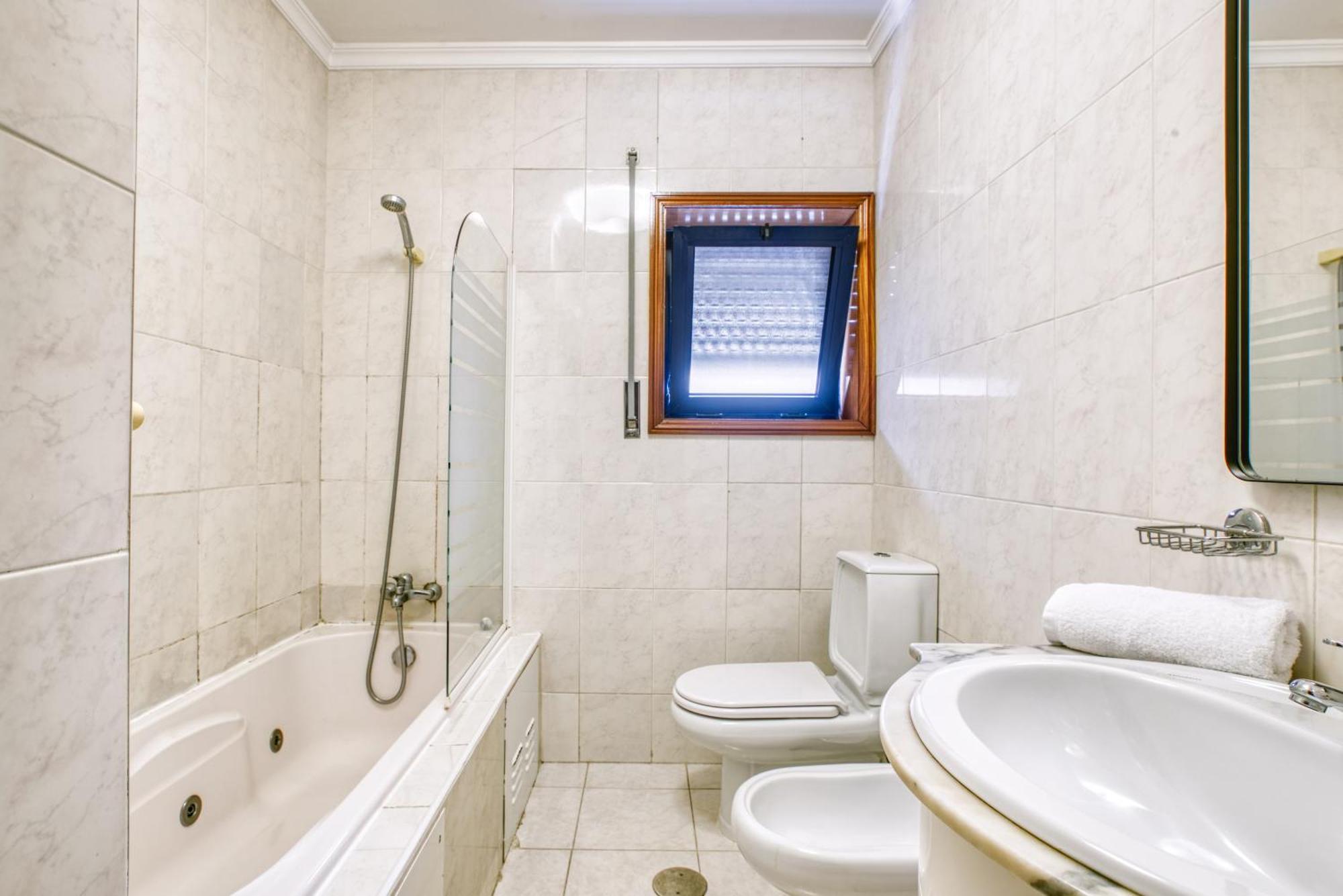 Apartamento T1- Gaia Zona.Comercial บีลาโนวาเดกายา ภายนอก รูปภาพ