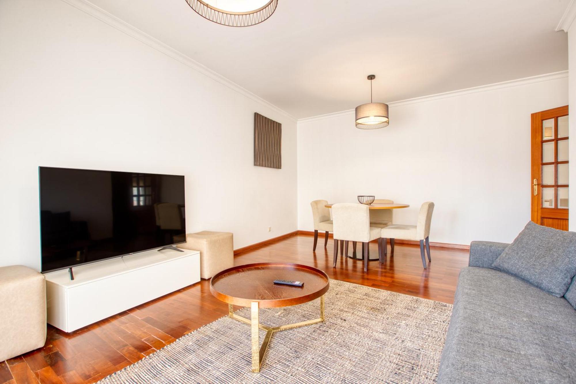 Apartamento T1- Gaia Zona.Comercial บีลาโนวาเดกายา ภายนอก รูปภาพ