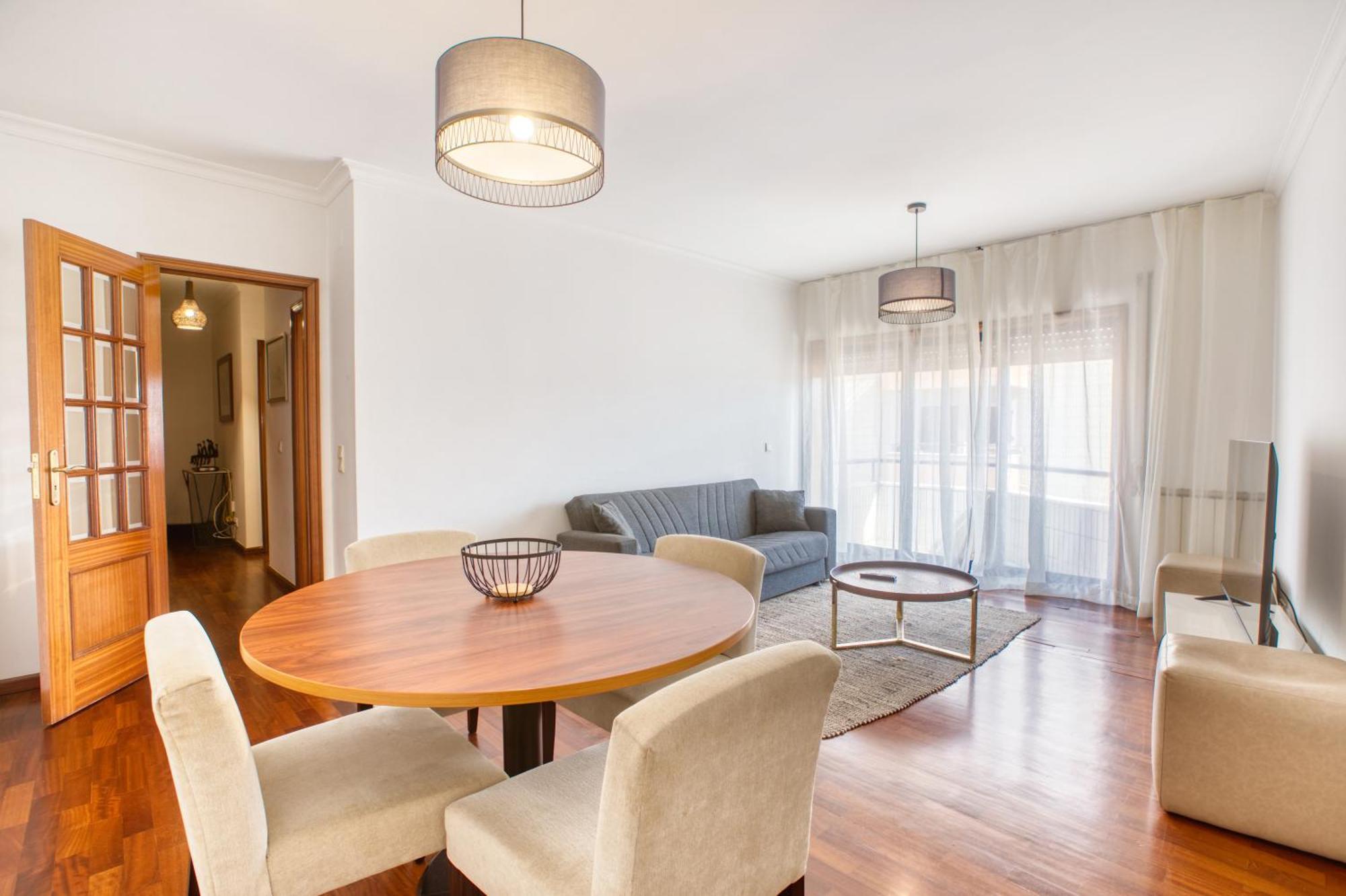 Apartamento T1- Gaia Zona.Comercial บีลาโนวาเดกายา ภายนอก รูปภาพ